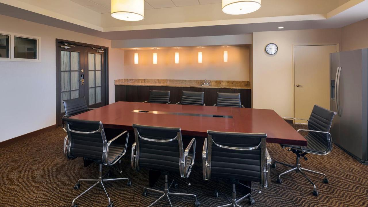 Holiday Inn San Jose-Silicon Valley By Ihg Bagian luar foto