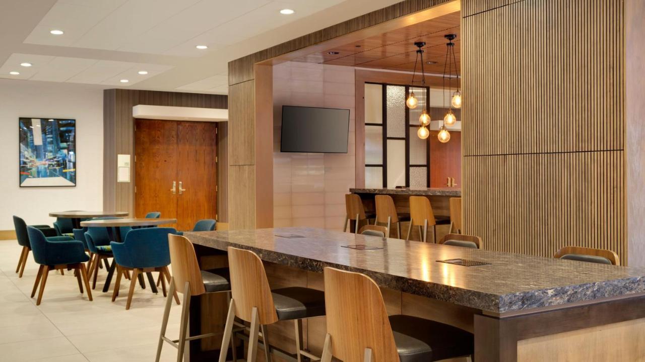 Holiday Inn San Jose-Silicon Valley By Ihg Bagian luar foto
